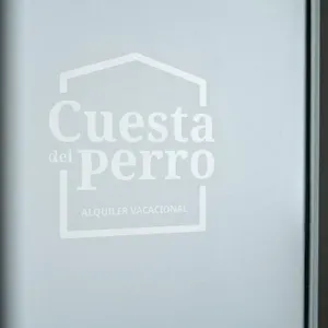 https://estudio-en-cuesta-del-perro-baja-barrio-realejo.es-andalucia.com